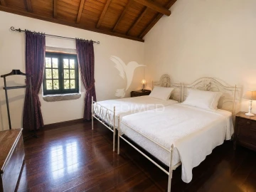 Quinta T2 para Venda em Couto de Esteves
