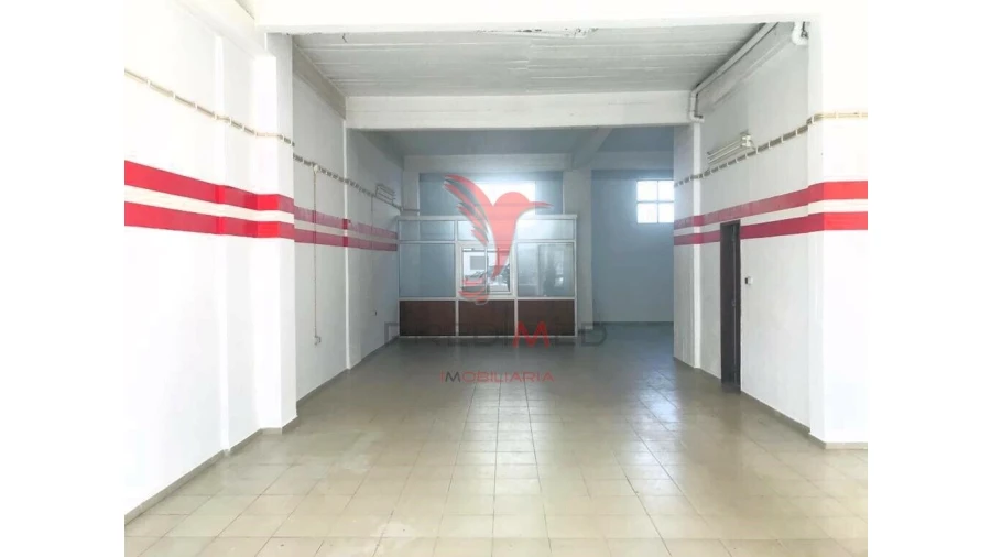 Loja para Venda em Portimão Foto 3