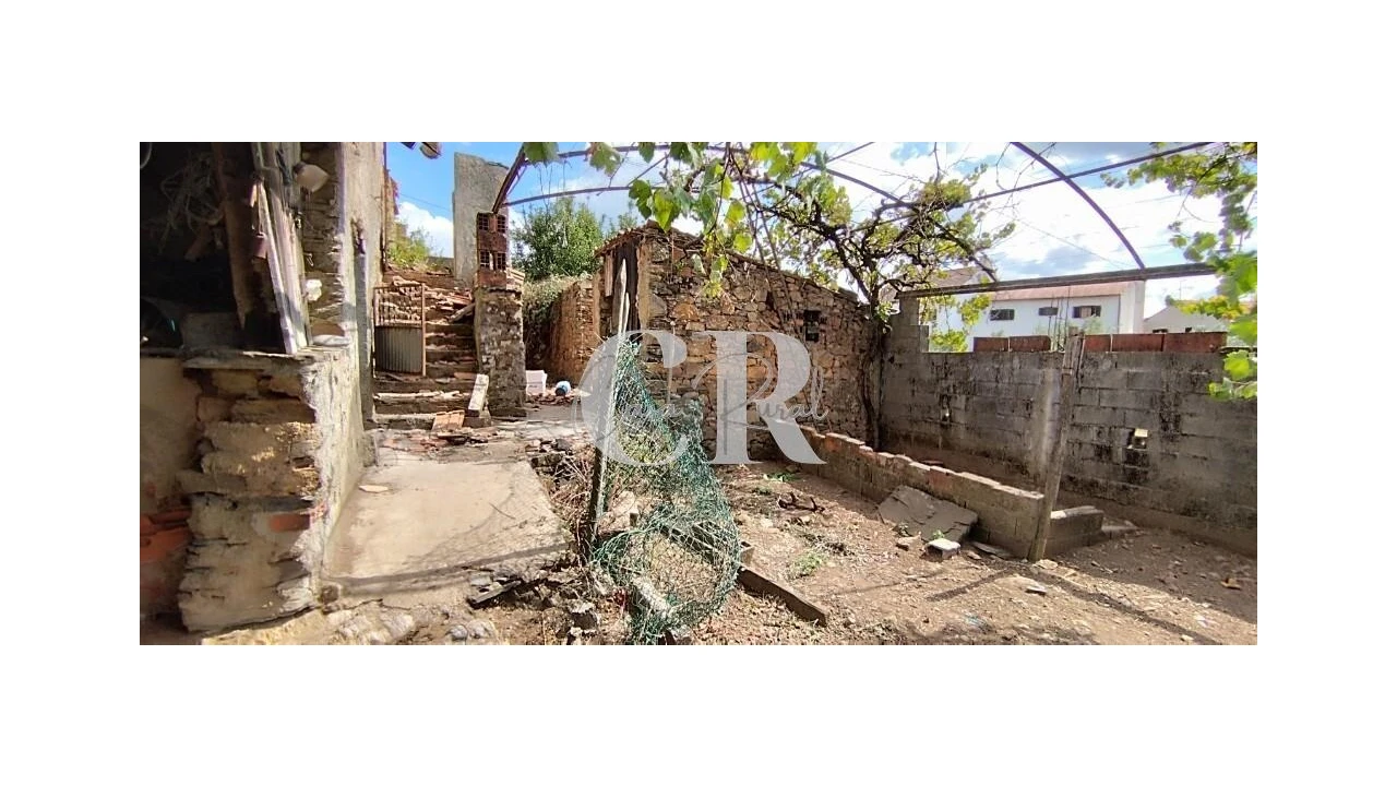 Quinta T2 para Venda em Graça Foto 11