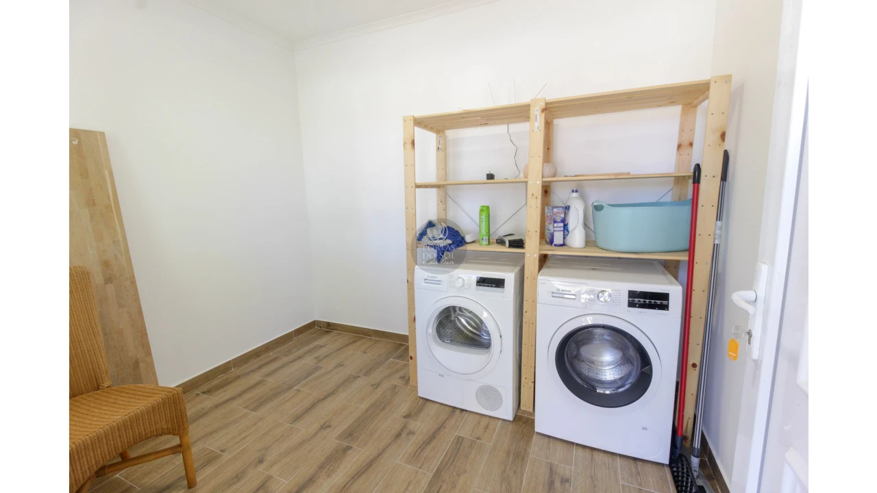 Moradia T9 para Venda em Abitureiras Foto 36