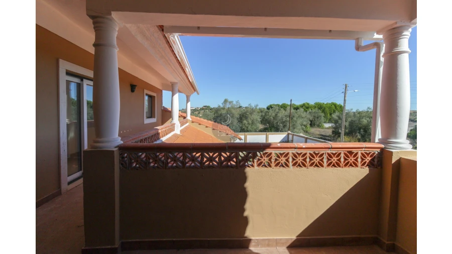 Moradia T9 para Venda em Abitureiras Foto 25