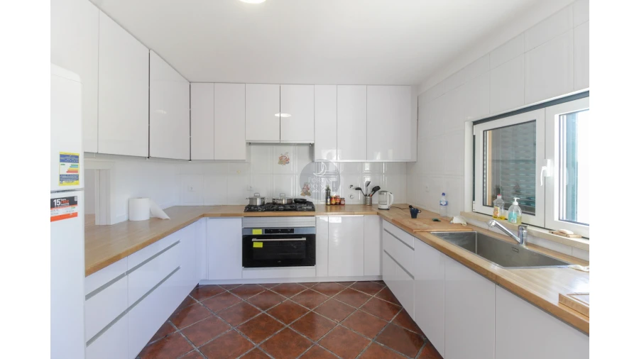 Moradia T9 para Venda em Abitureiras Foto 6