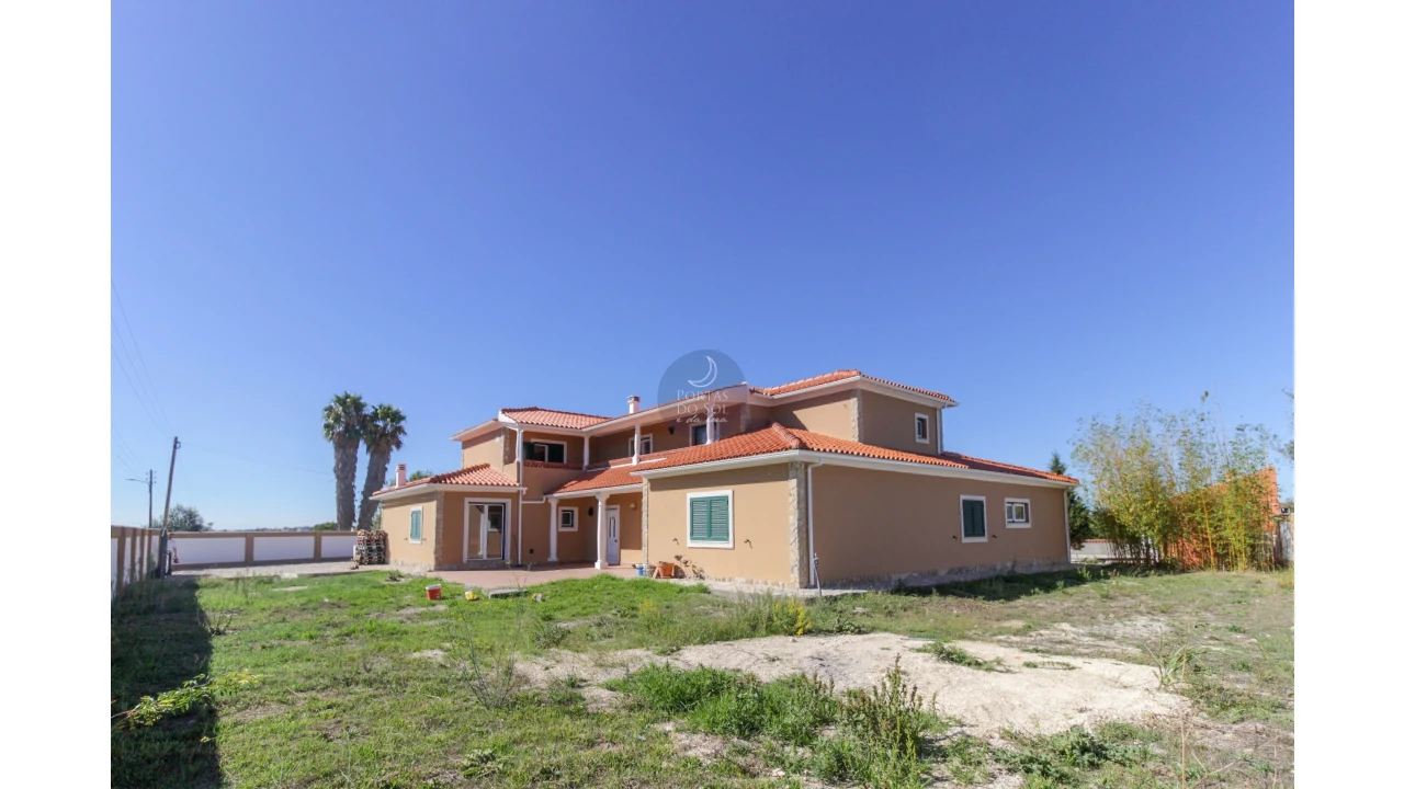 Moradia T9 para Venda em Abitureiras Foto 4