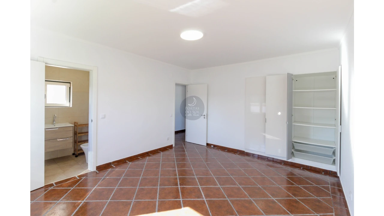 Moradia T9 para Venda em Abitureiras Foto 14