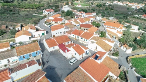 Moradia T0 para Venda em Alcoutim e Pereiro