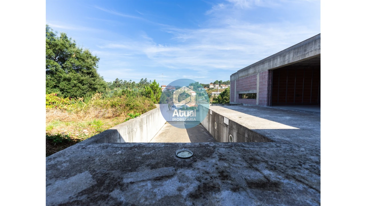 Moradia T3 para Venda em Vilarinho Foto 10