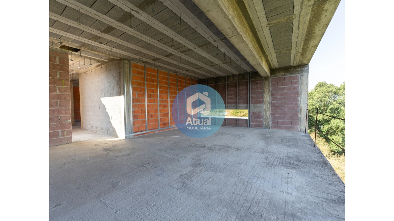 Moradia T3 para Venda em Vilarinho Foto 29