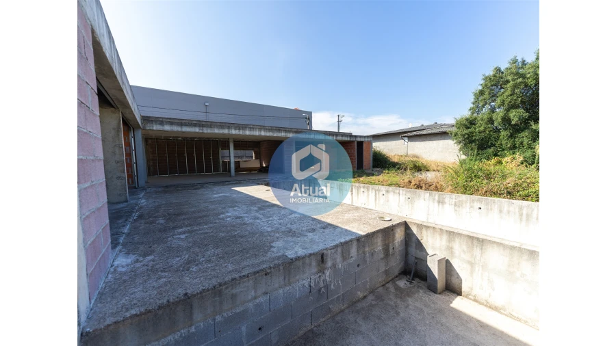 Moradia T3 para Venda em Vilarinho Foto 13