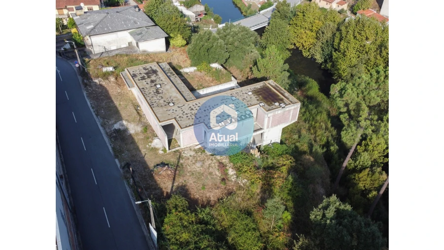 Moradia T3 para Venda em Vilarinho Foto 5