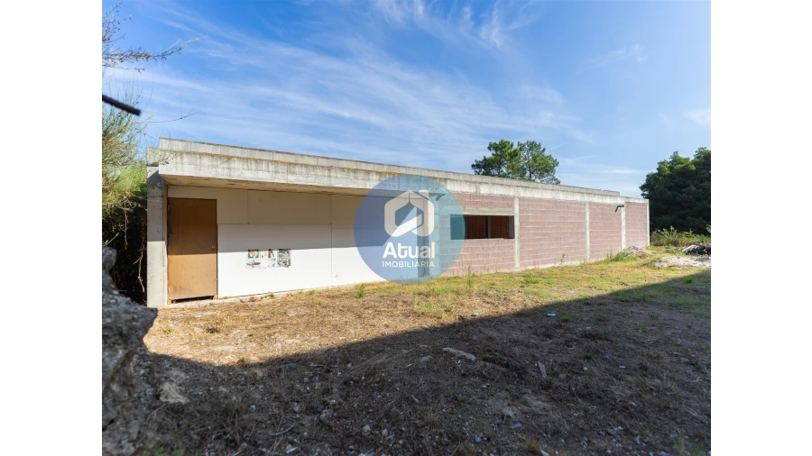 Moradia T3 para Venda em Vilarinho Foto 35