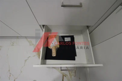 Apartamento T6 para Venda em São Vitor (Braga)