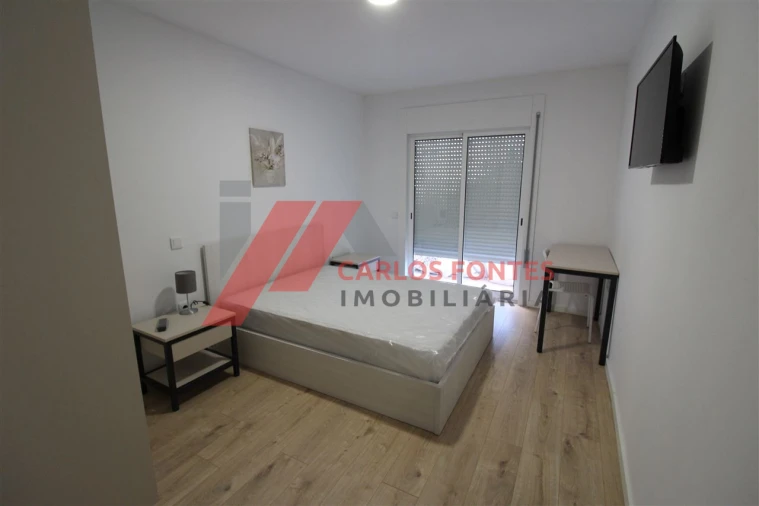 Apartamento T6 para Venda em São Vitor (Braga)