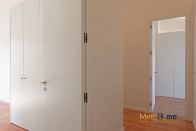 Moradia T4 para Venda em Canidelo