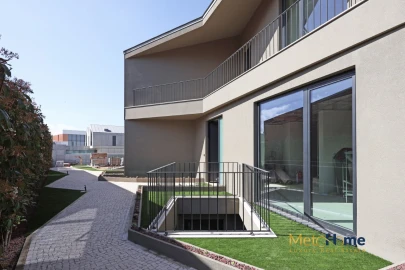 Moradia T4 para Venda em Canidelo