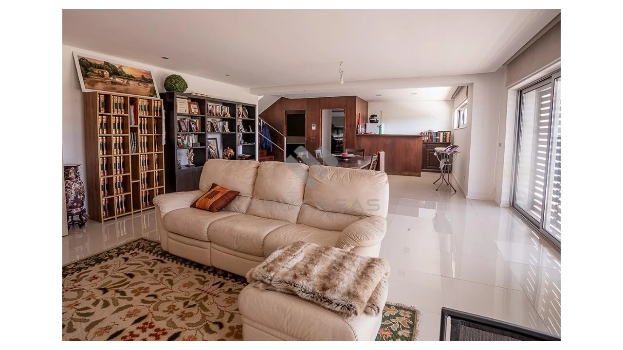 Moradia T3 para Venda em Salreu Foto 37