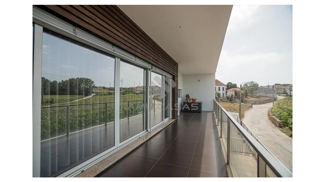 Moradia T3 para Venda em Salreu Foto 7