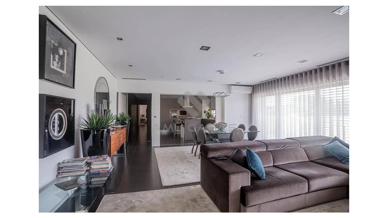 Moradia T3 para Venda em Salreu Foto 13