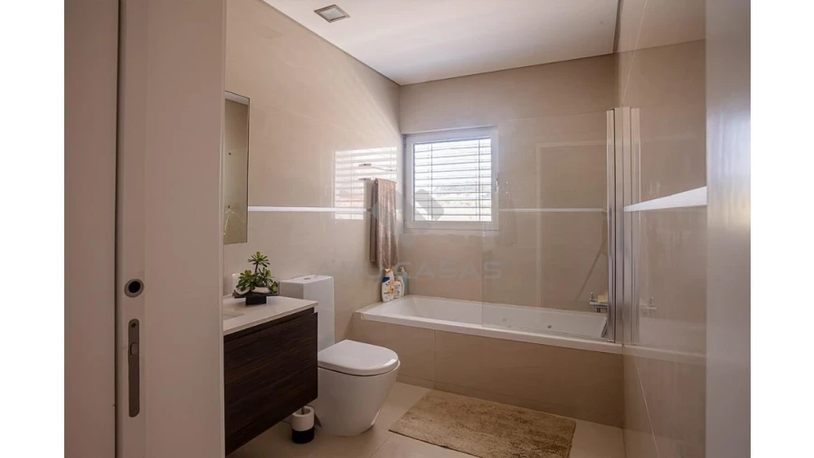 Moradia T3 para Venda em Salreu Foto 23