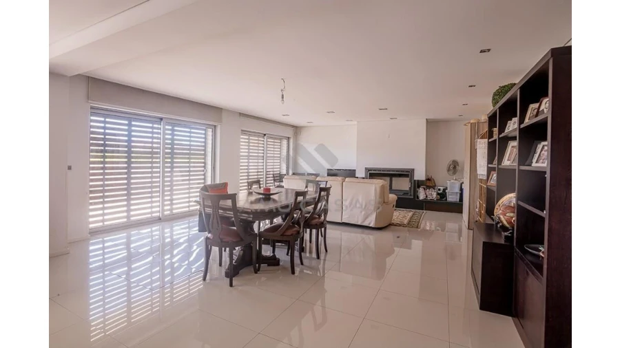 Moradia T3 para Venda em Salreu Foto 35