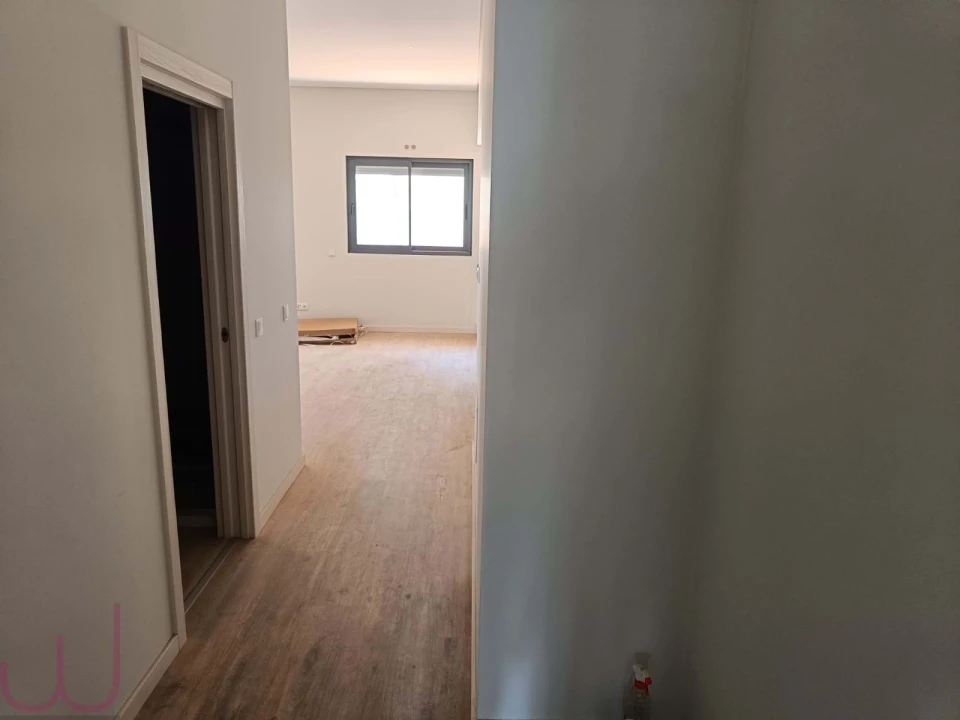 Apartamento T4 para Venda em Portimão Foto 19