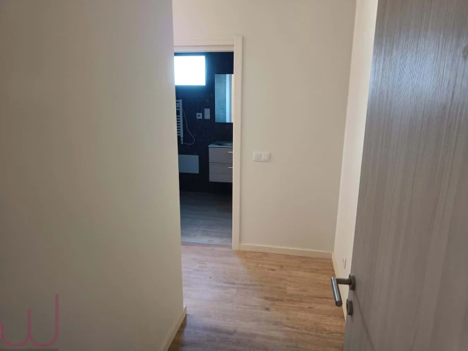Apartamento T4 para Venda em Portimão Foto 12