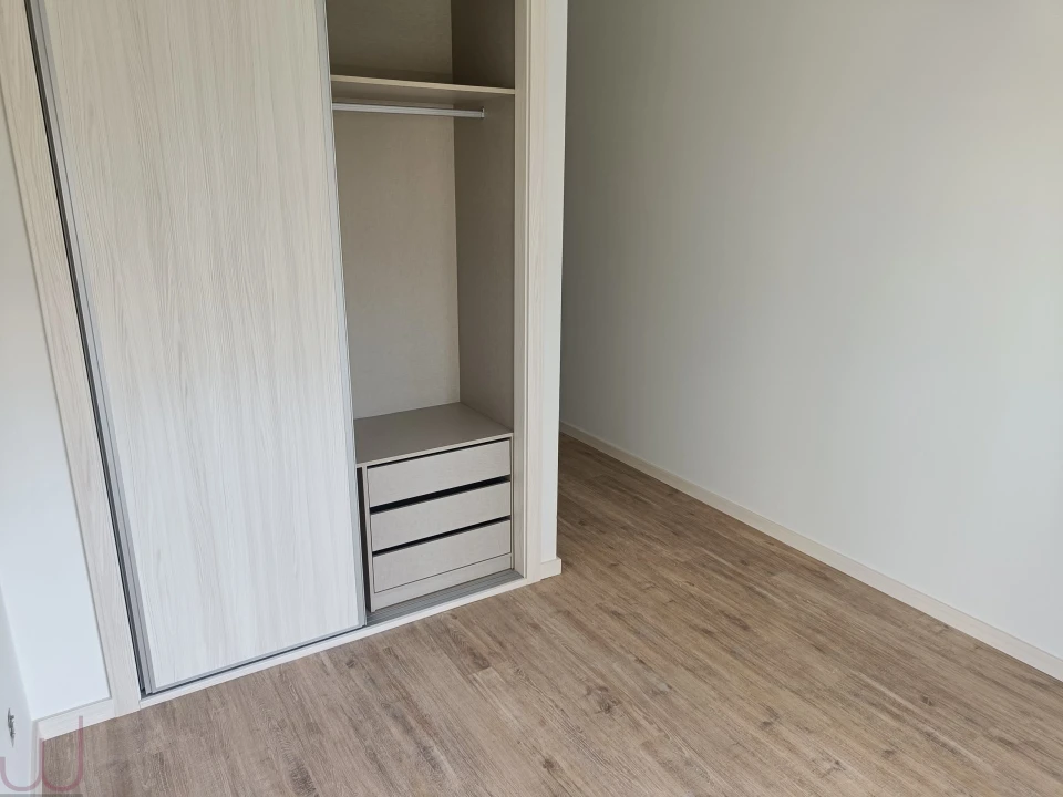Apartamento T4 para Venda em Portimão Foto 39