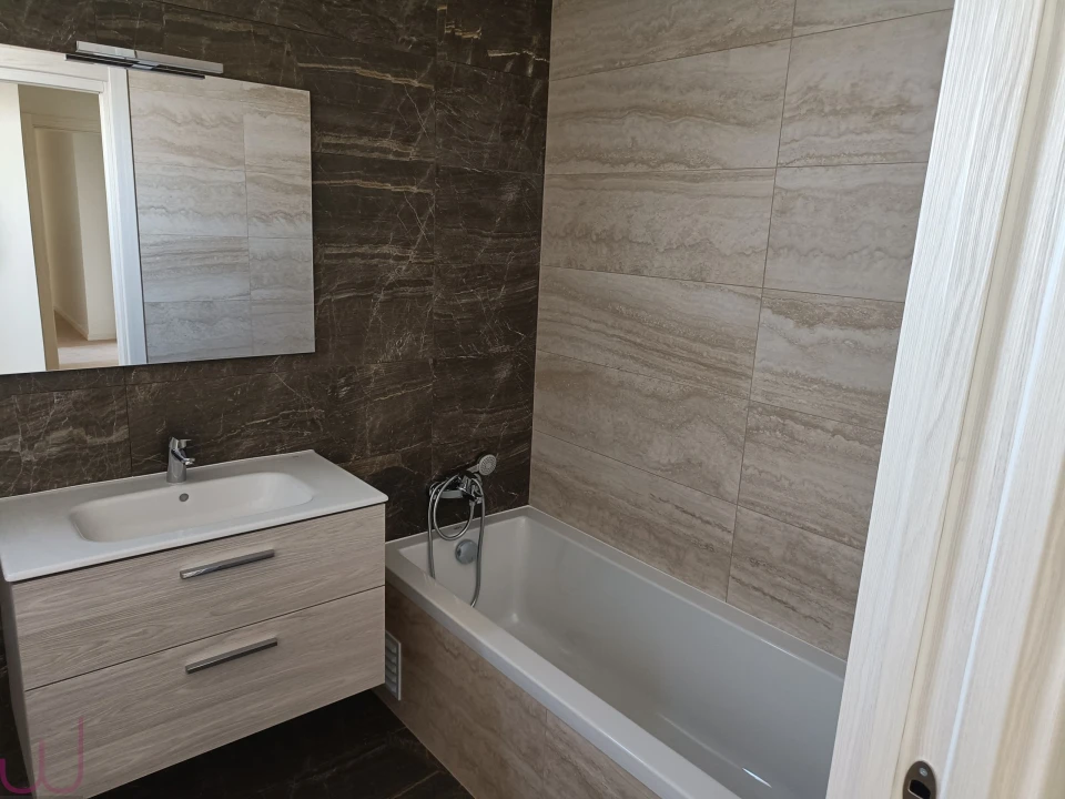 Apartamento T4 para Venda em Portimão Foto 36
