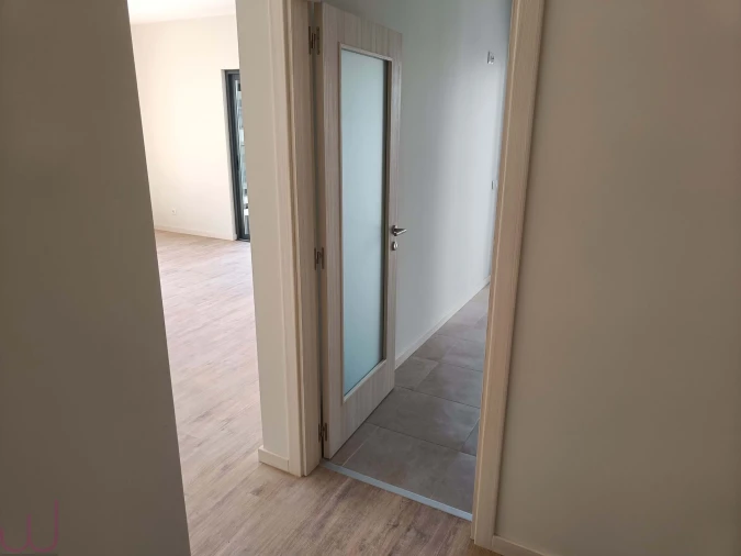 Apartamento T4 para Venda em Portimão Foto 7