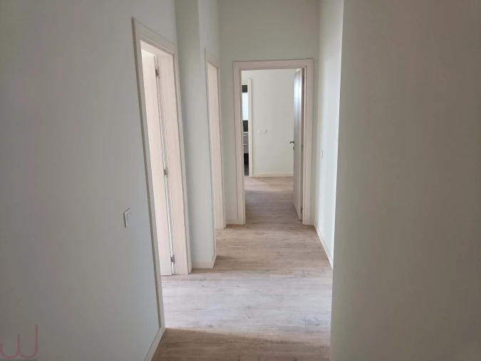 Apartamento T4 para Venda em Portimão Foto 21