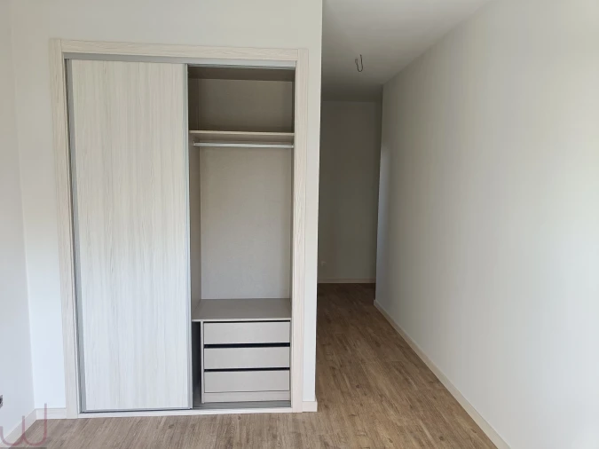 Apartamento T4 para Venda em Portimão Foto 38