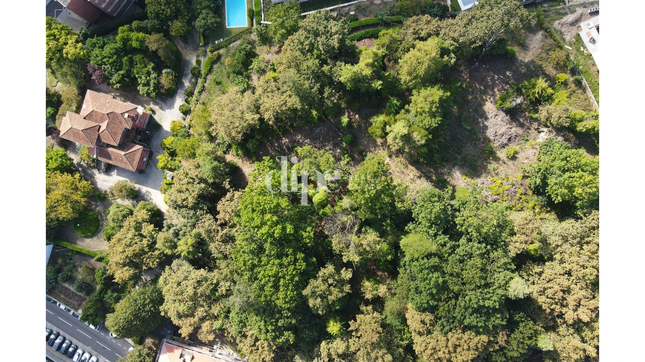 Moradia T9 para Venda em Azurem Foto 29