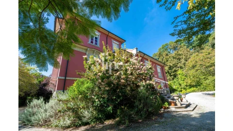 Moradia T9 para Venda em Azurem