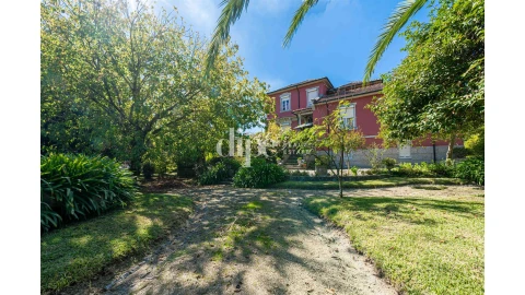 Moradia T9 para Venda em Azurem