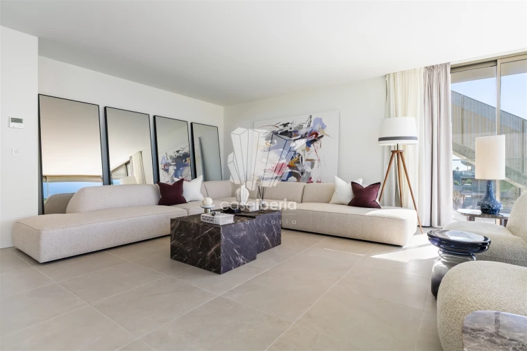 Apartamento T4 para Venda em Lagoa e Carvoeiro Foto 3
