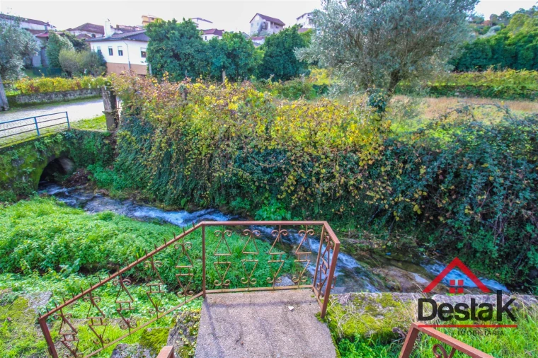 Moradia T4 para Venda em Caparrosa e Silvares Foto 10