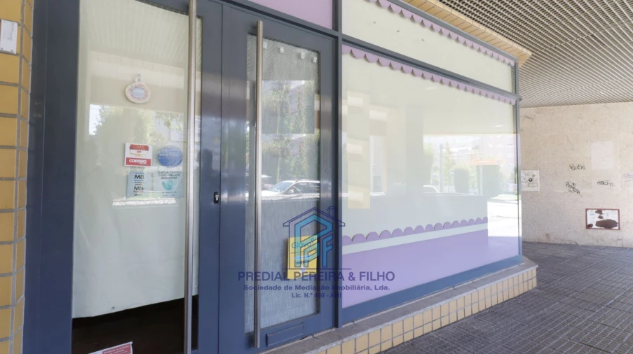 Loja para Venda em Rio Tinto Foto 3