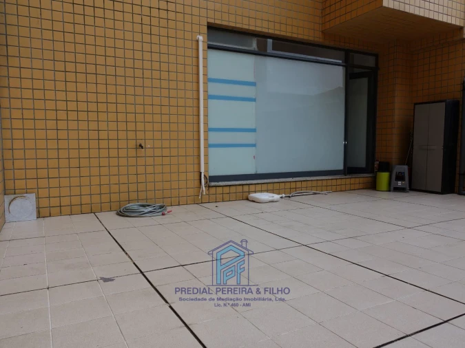 Loja para Venda em Rio Tinto Foto 16