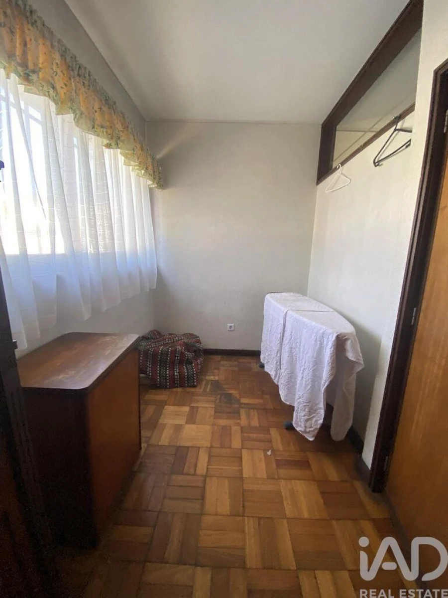 Moradia T6 para Venda em Paranhos Foto 24