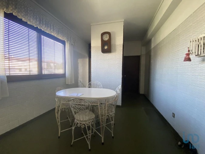 Moradia T6 para Venda em Paranhos Foto 6