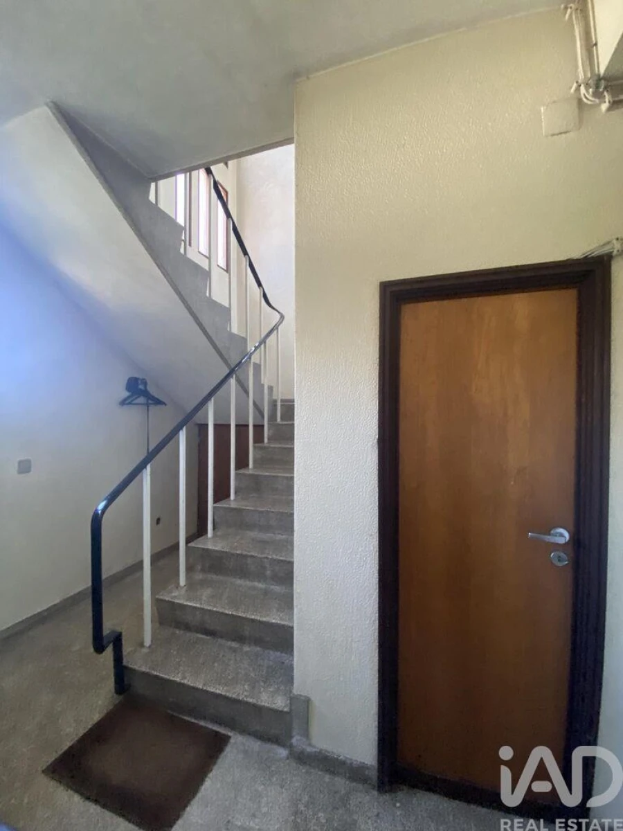 Moradia T6 para Venda em Paranhos Foto 22