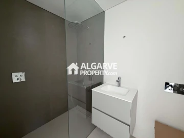 Moradia T4 para Venda em Quarteira