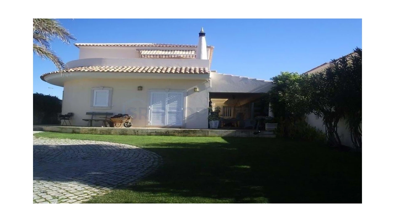 Moradia T4 para Venda em Almancil Foto 1