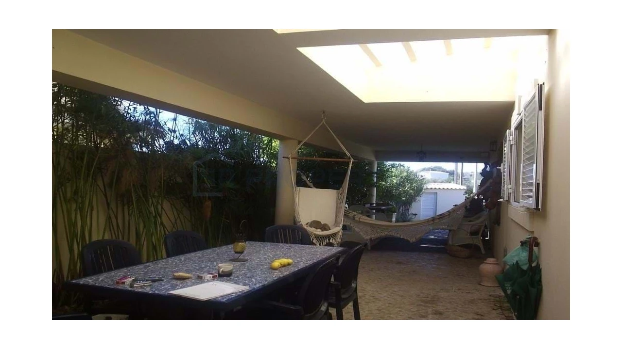 Moradia T4 para Venda em Almancil Foto 10