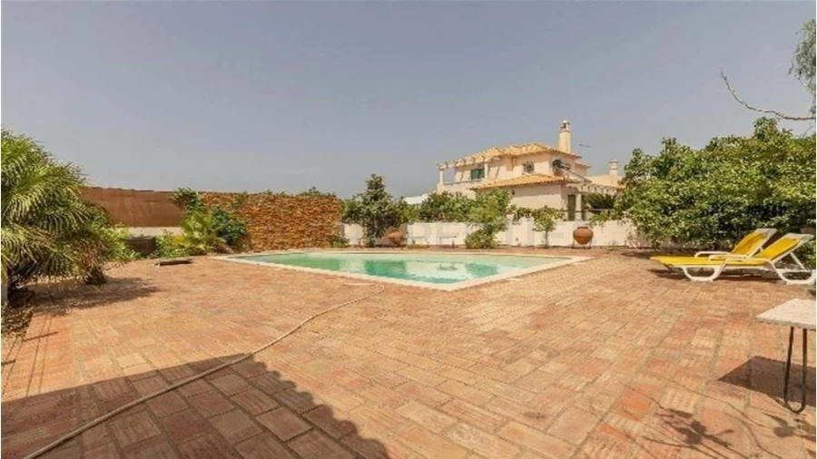 Moradia T4 para Venda em Almancil Foto 30