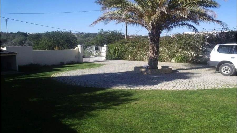 Moradia T4 para Venda em Almancil Foto 21