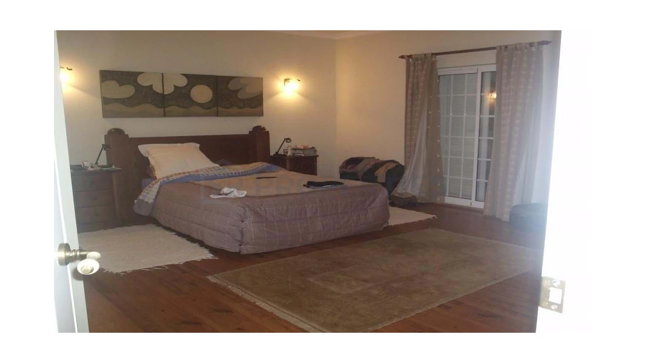 Moradia T4 para Venda em Almancil Foto 24