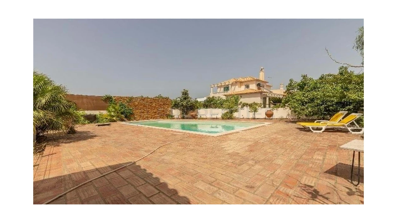 Moradia T4 para Venda em Almancil Foto 30