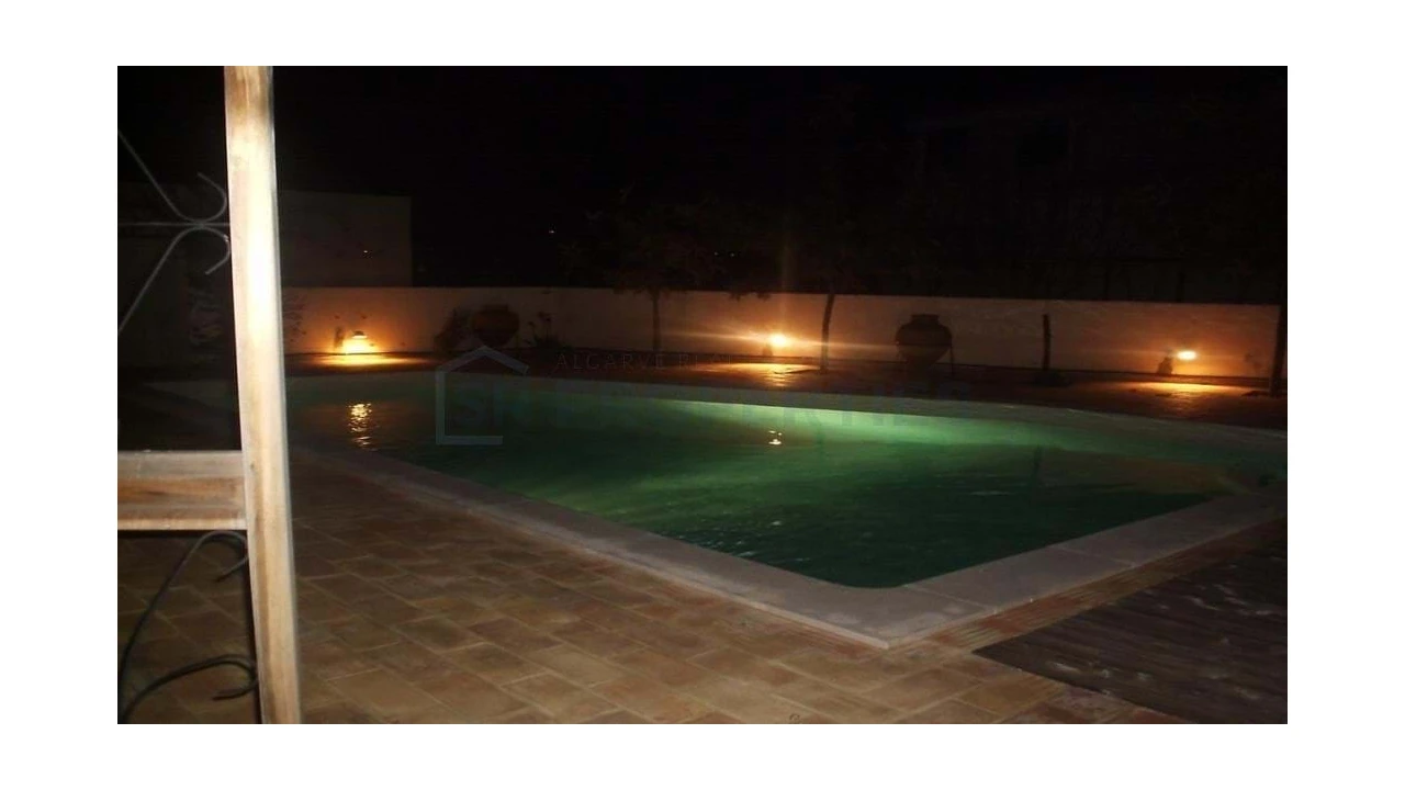 Moradia T4 para Venda em Almancil Foto 5