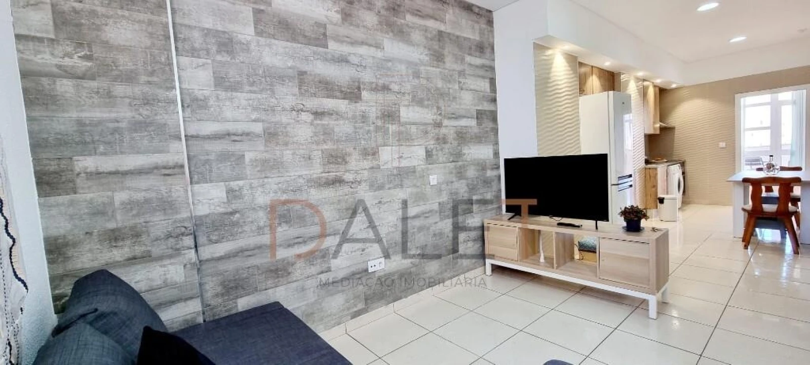 Apartamento T1 para Arrendamento em Corroios Foto 7