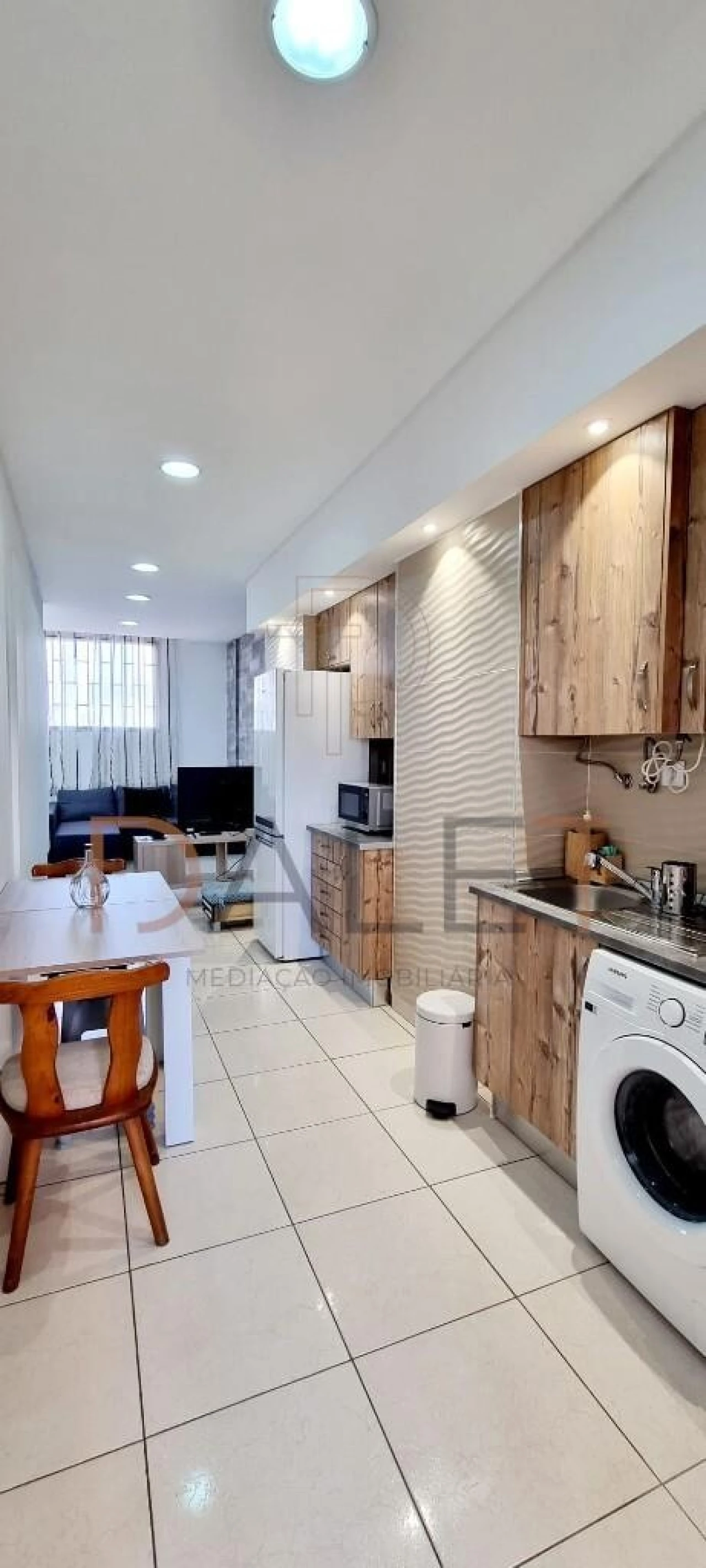 Apartamento T1 para Arrendamento em Corroios Foto 12